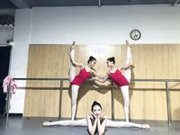 【黑客破解】台中18歲的舞蹈班學員黃嘉雯 各種私拍泄密流出6