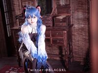 蘿莉嫩妹@超級美穴@白莉愛吃巧克力之甘雨