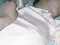 【原創】強奸了一奶同胞的親妹妹，趁她睡覺時候插了進去，露臉無碼只為真實