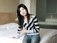 早期國模私拍鼻祖！原滋原味傳統型青澀美乳小妹黃丹頂格私拍原版