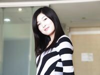 早期國模私拍鼻祖！原滋原味傳統型青澀美乳小妹黃丹頂格私拍原版