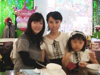 露臉才是王道！我和情婦的那些年 人前高冷嚴厲風韻人妻銀行女經理從婚前到婚後各種不雅自拍