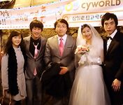 露臉才是王道！我和情婦的那些年 人前高冷嚴厲風韻人妻銀行女經理從婚前到婚後各種不雅自拍