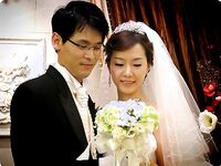 露臉才是王道！我和情婦的那些年 人前高冷嚴厲風韻人妻銀行女經理從婚前到婚後各種不雅自拍