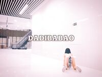 抖音80W粉絲推特網紅超萌蘿莉反差婊一隻喔私拍視圖大量流出人前露出3P喝尿野戰騷中極品