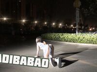 抖音80W粉絲推特網紅超萌蘿莉反差婊一隻喔私拍視圖大量流出人前露出3P喝尿野戰騷中極品