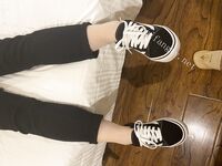 剛生過孩子不久的美少婦宿醉趁機帶到賓館偷操 因為是剖腹產小逼還挺緊的 隨便操 高清