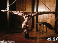 新束縛藝術色影唯美私拍 把極品女神捆綁成粽子 請君品嘗 極品身材 各種捆綁 高清