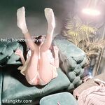 最新推特七位人氣蘿莉女主露出私拍 戶外野戰全裸路邊翹美臀後入啪啪小羊咩咩