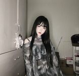 《台灣情侶泄密》冒充舞蹈老師讓聲音很嗲的嫩妹 掰開鮑魚看看是否處女