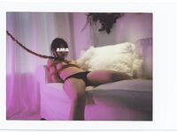 走另類情色唯美路線的攝影大咖AMA女體藝術私拍各種露臉極品反差美模觀感另一種滋味