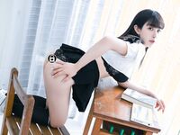 極品JVID嫵媚清純齊一身新人▌黛娜 ▌黑色蕾絲性感內衣 挺翹美乳稚嫩誘人裂縫 誘惑喜歡的男老師