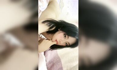 皮皮蝦網紅純欲女神【在下小羊】人前傲女，人後母狗，被金主包養定製私拍各種裸舞紫薇視頻207V (147)