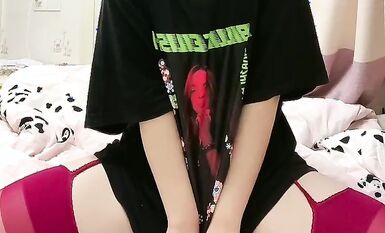 皮皮蝦網紅純欲女神【在下小羊】人前傲女，人後母狗，被金主包養定製私拍各種裸舞紫薇視頻207V (157)