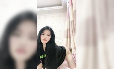 皮皮蝦網紅純欲女神【在下小羊】人前傲女，人後母狗，被金主包養定製私拍各種裸舞紫薇視頻207V (162)