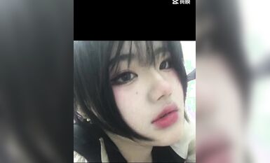 皮皮蝦網紅純欲女神【在下小羊】人前傲女，人後母狗，被金主包養定製私拍各種裸舞紫薇視頻207V (165)
