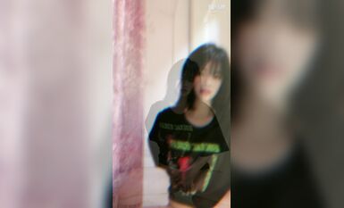 皮皮蝦網紅純欲女神【在下小羊】人前傲女，人後母狗，被金主包養定製私拍各種裸舞紫薇視頻207V (181)