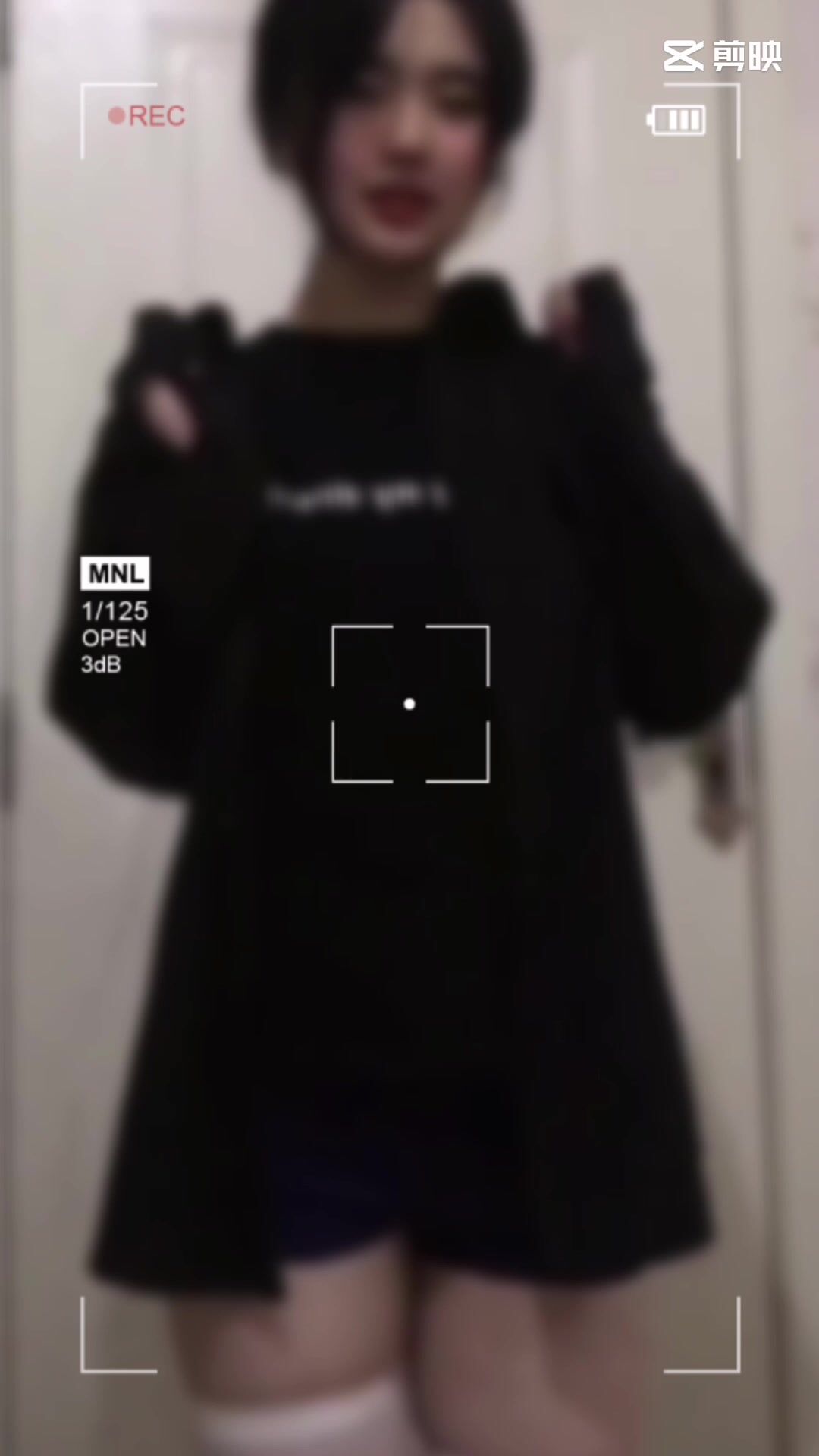 皮皮蝦網紅純欲女神【在下小羊】人前傲女，人後母狗，被金主包養定製私拍各種裸舞紫薇視頻207V (181)