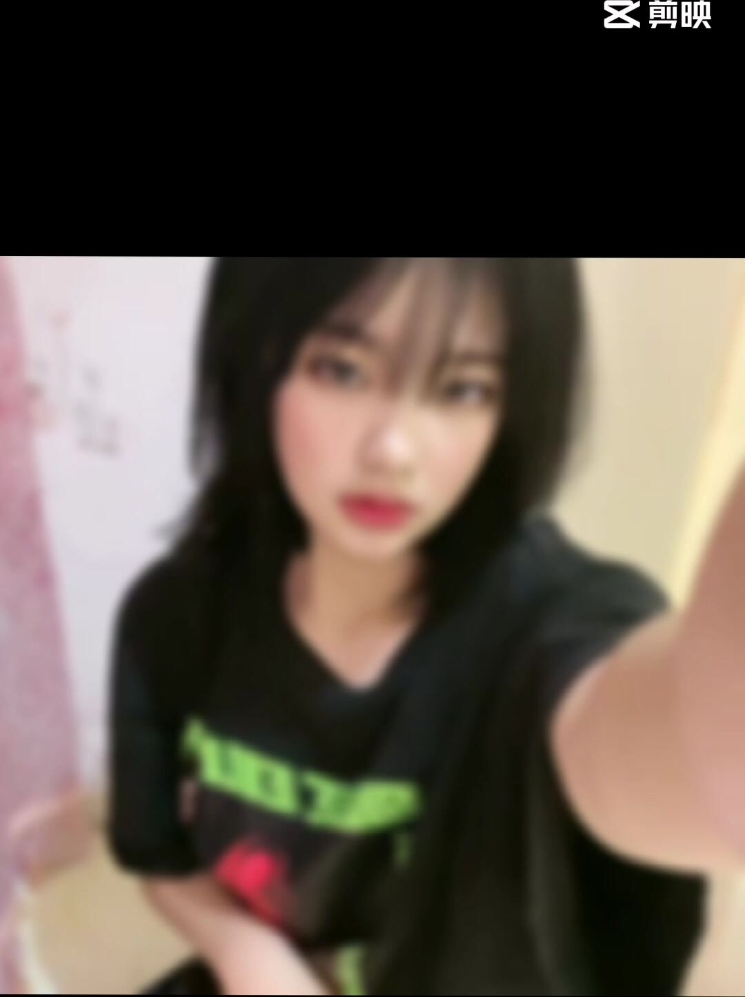 皮皮蝦網紅純欲女神【在下小羊】人前傲女，人後母狗，被金主包養定製私拍各種裸舞紫薇視頻207V (192)