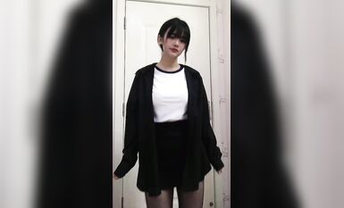 皮皮蝦網紅純欲女神【在下小羊】人前傲女，人後母狗，被金主包養定製私拍各種裸舞紫薇視頻207V (23)