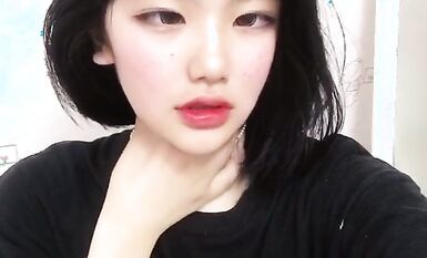 皮皮蝦網紅純欲女神【在下小羊】人前傲女，人後母狗，被金主包養定製私拍各種裸舞紫薇視頻207V (93)