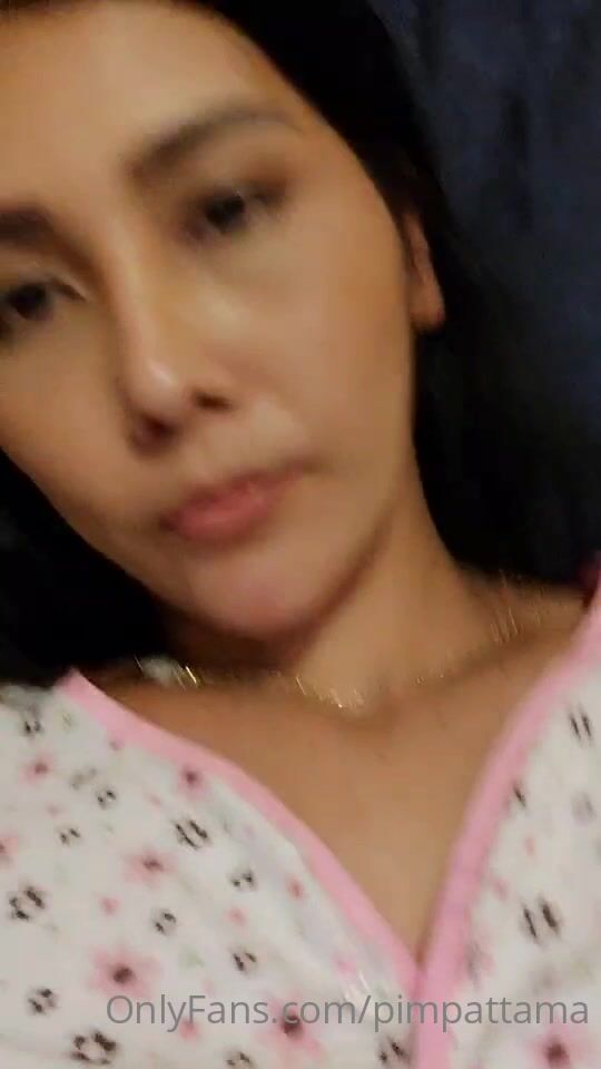 群狼求檔Onlyfans擼鐵美顏極品巨乳長腿反差御姐Pim可愛兔牙紅唇馬甲線不雅自拍視圖 (18)