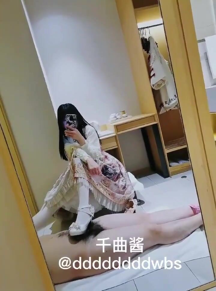 推特字母圈上海蘿莉風殘忍調教女大神【千曲醬】花樣百出極限虐奴~龜頭責罰強製取精馬眼酷刑 (1)