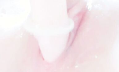 嬌嫩露臉小網紅！推特二次元卡哇伊極品妹【原野小年】粉絲群福利私拍COSER紫薇無毛粉嫩蜜穴 (14)