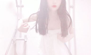 嬌嫩露臉小網紅！推特二次元卡哇伊極品妹【原野小年】粉絲群福利私拍COSER紫薇無毛粉嫩蜜穴 (4)