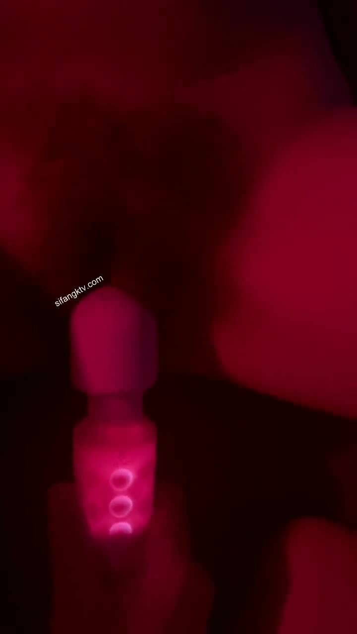 微博海歸大神『性學先生』終極調教啪啪私拍 連操三天粉逼軟妹 蜜桃臀美女 (32)