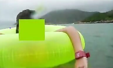 戶外露出界鼻祖！曾火遍全網的美臀反差人妻【人間精靈】景區人前放肆露出+野戰車震無水全套 (3)