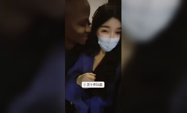 推特獵奇圈福利視頻重磅來襲第八季【那些崇拜黑人討好黑人喜歡被黑人大驢屌肏的國人反差妹】 (19)