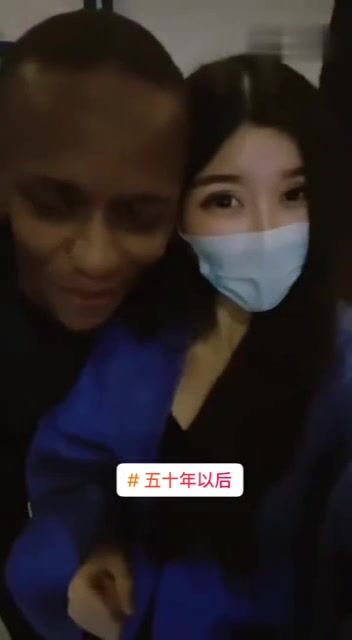 推特獵奇圈福利視頻重磅來襲第八季【那些崇拜黑人討好黑人喜歡被黑人大驢屌肏的國人反差妹】 (19)