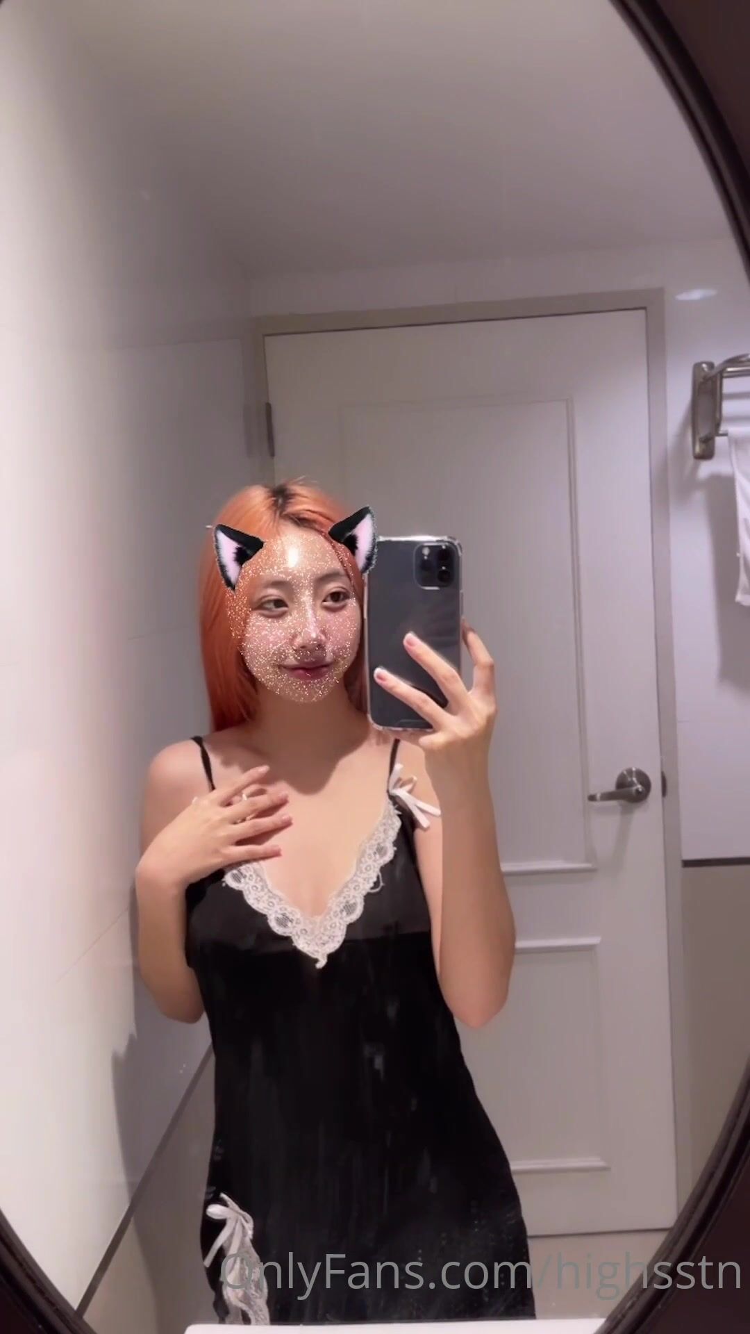 臉才是王道！萬人求檔OnlyFans極品網紅情侶褒姒私拍視圖第二彈排骨男友相當生猛火力全開 (10)