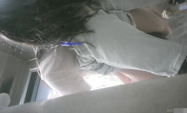 七月私房最新流出廁拍大神潛入 師范大學附近公共廁所全景偷拍青春靚麗的學妹第三期露臉上下同賞2-粉色戴口罩