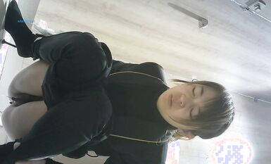 【精選廁拍】奶茶店全景偷拍多位漂亮的妹紙們2  (7)