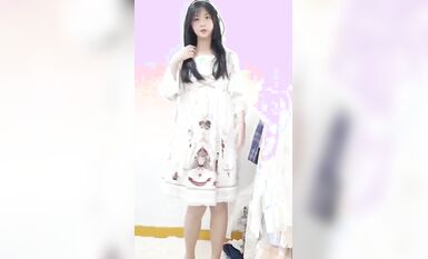 【黑客破解】台中18歲的舞蹈班學員黃嘉雯 各種私拍泄密流出 (42)