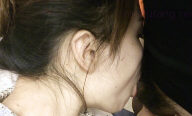 真實感爆棚~完美露臉~極品吊鍾巨乳美少婦居家與男人各種角度造愛~對話清晰~呻吟聲無敵1 (5)