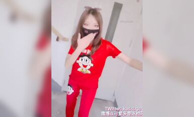 推特上著名抖音風福利姬可愛多是冰棍阿私拍各種潮流BGM活潑裸舞露臉母狗式紫薇 (17)