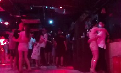 砂舞情緣，高跟鞋短裙翹臀好性感，小哥靠牆操作太享受_Chinese_characteristic_dance_hall_sexy