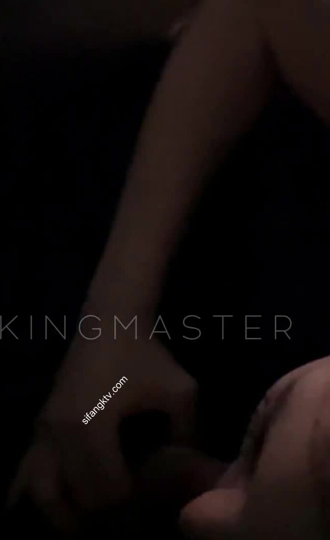 牛逼推特大神 『KINGM』與專屬小母狗分享性愛日記《虐愛》豐臀美穴各種操  (23)