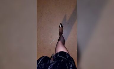 蜜桃臀女友『Seohoon』像母狗一樣服從被各種抽插 白豐臀邊摳穴邊抽插滋滋冒水 高清