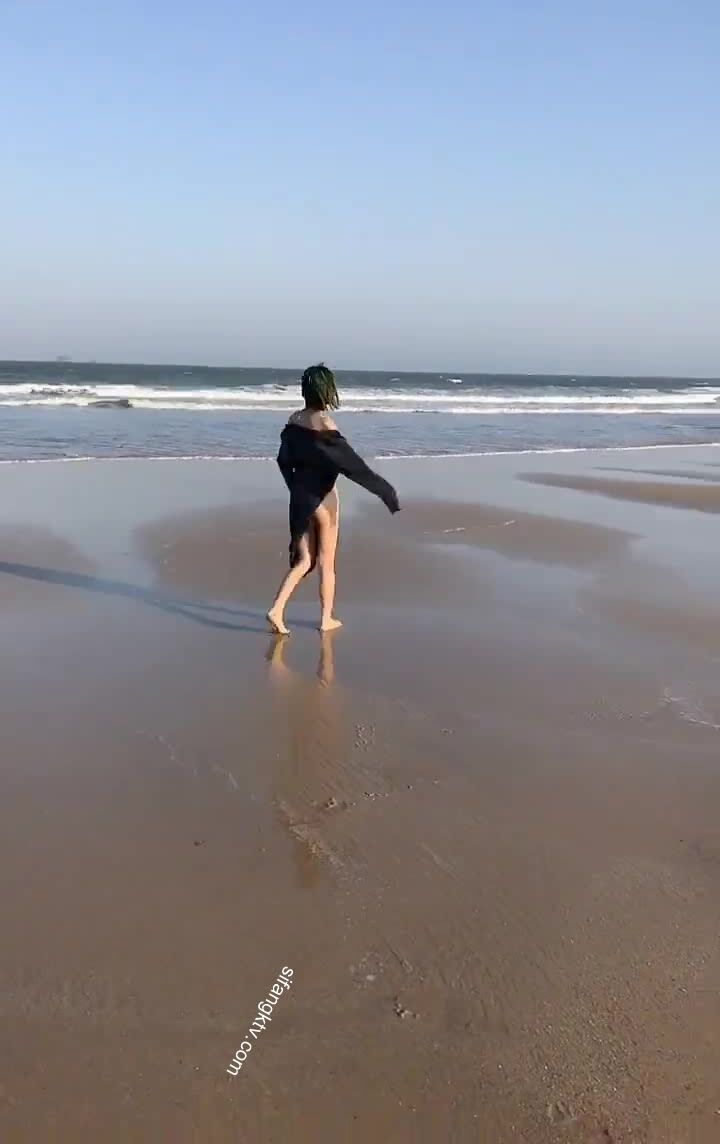 推特色影大神『Cameraman』最新私拍大牌網紅嫩模超美甄選 翹美靚乳 無毛嫩穴 高清 (3)