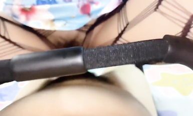 超淫絲襪母狗『小語』2022新版私拍 爆操制服黑絲 被肥豬男主各種玩法各種操  (10)