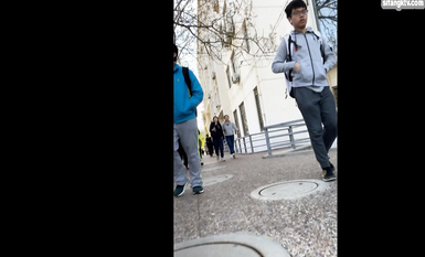 校園學生妹CD 偷拍大神學校專挑短裙學生妹 疑似內褲上有根逼毛 大膽刺激 高清 (4)