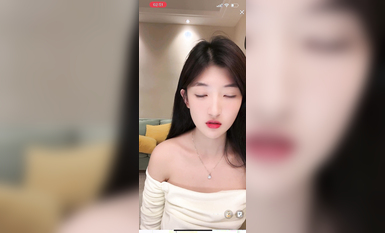 最新《瘋狂抖音》外篇之《抖音擦邊8》各種閃現走光刷邊 走私會議房給男友口愛 這期超精彩1-美女露點 (6)