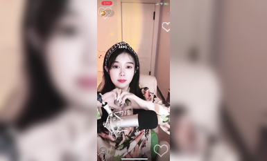 最新《瘋狂抖音》外篇之《抖音擦邊8》各種閃現走光刷邊 走私會議房給男友口愛 這期超精彩1-美女露點 (10)