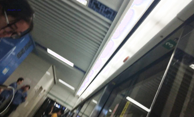 成都地鐵醫院抄底 驚現無內長腿美女 各式內內讓人噴血 幻想扒下推到啪啪 高清1080P版 (28)