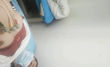 國內某體檢中心心電圖檢查偷拍 各種美乳大學生少婦美乳映入眼簾，處女的奶子圓潤堅挺好好看 (52)