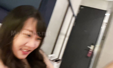 《台灣情侶泄密》科技大廠美女助理 顏值好非常害羞 估計以後約不到了